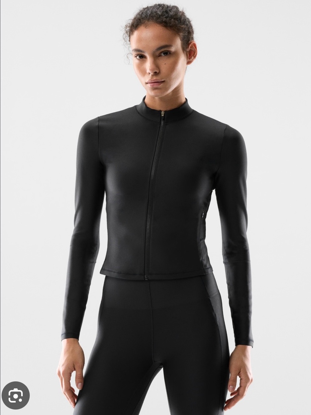 Aritzia Black Zip-Up Glotone Set